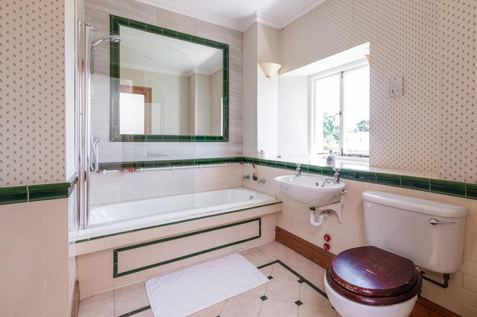 Montebello House Hotel Дъблин Екстериор снимка